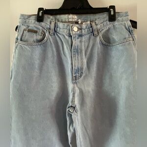 Calvin Klein Jeans Relaxed Fit in Light Blue